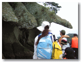 海から天然桟橋 馬の背を見学